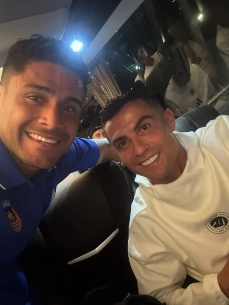 La foto que se sacaron Cristiano Ronaldo y Kevin Chamorro.