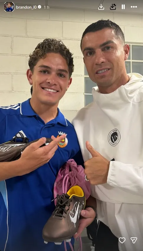 La foto de Brandon Aguilera junto a Cristiano Ronaldo.