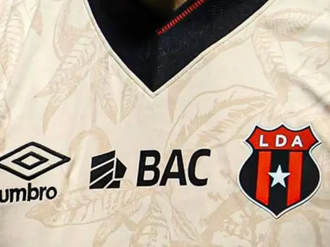 Su madre fue a la cárcel por intento de homicidio, creció rodeado por las drogas y ahora es la figura que está salvando a Alajuelense