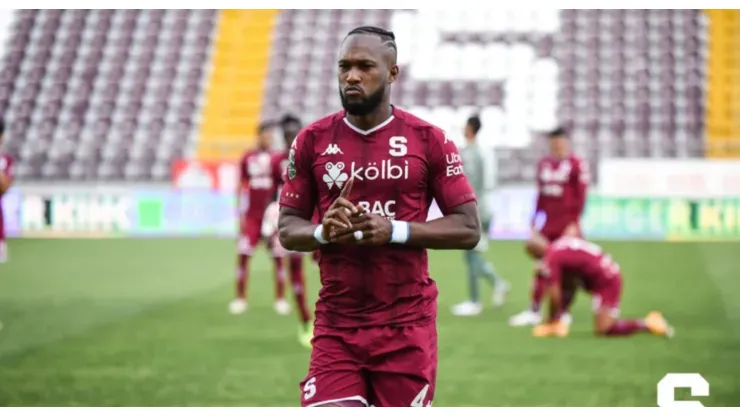 Lejos de Saprissa: Kendall Waston sorprende a todos en Tibás con su salida de Costa Rica