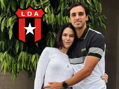 Alajuelense llega al corazón de Bryan Ruiz y Carolina Jaikel con un gesto que conmueve
