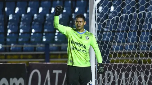 Frente a las cámaras: Fredy Pérez incendió a Municipal con el gesto que enloquece a Comunicaciones