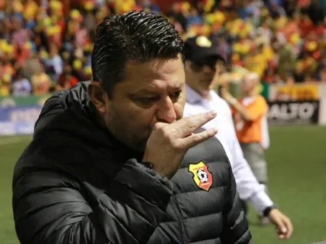 Jafet Soto le pegó al Machillo Ramírez, se metió con Mariano Torres y amenazó a la Fedefut