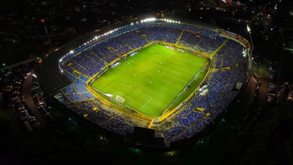 El Estadio Cuscatlán iba a ser un pilar para los juegos contra Guatemala y Panamá. (Foto: La Selecta / X)