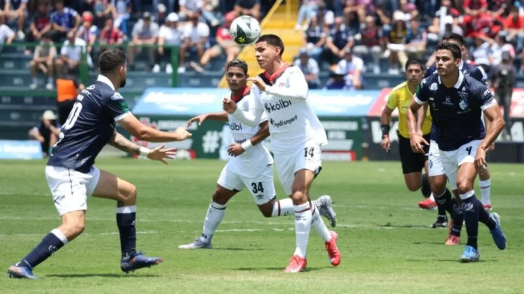 Alajuelense y Cartaginés sufrirá un cambio.