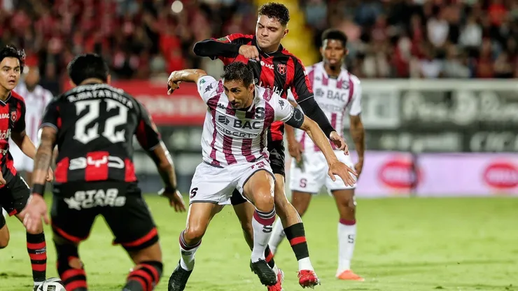 "El único del país": sale a la luz la brutal diferencia entre Saprissa y Alajuelense que indigna a la afición de los morados.