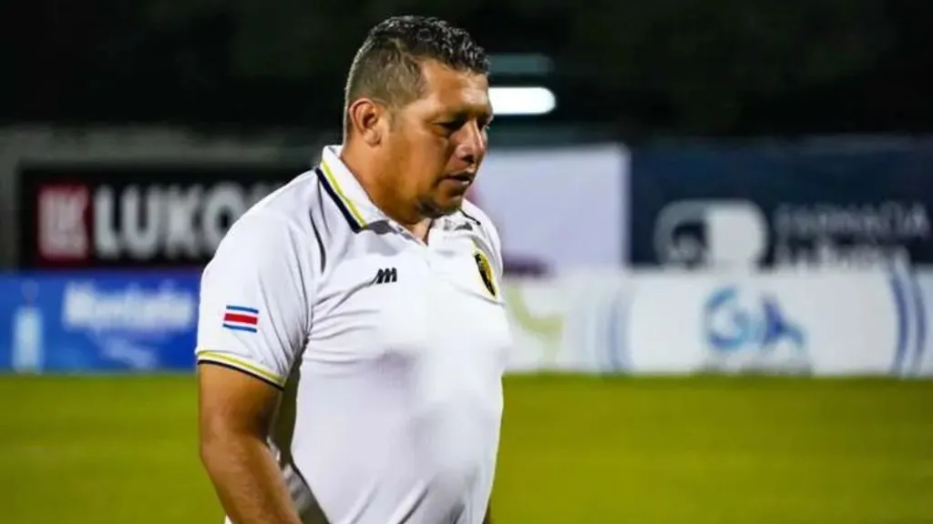 Minor Díaz es nuevo entrenador de Sporting.