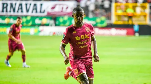 Gustavo Herrera en Saprissa.