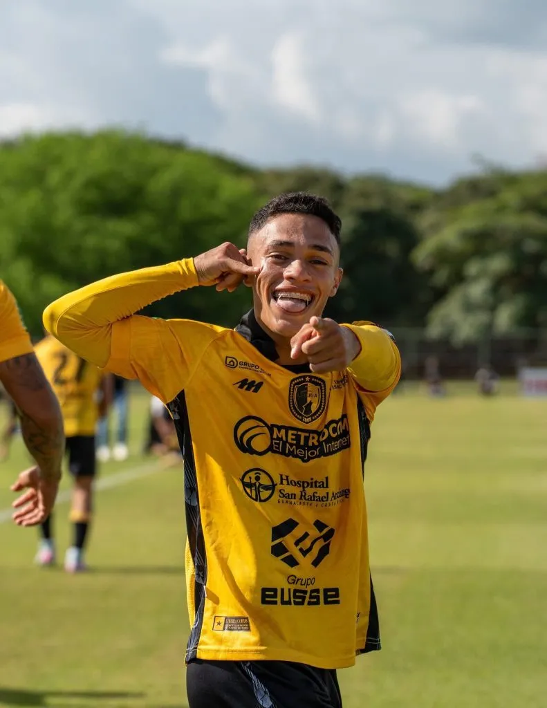 Randy Ramírez hizo sufrir a Saprissa (Municipal Liberia).