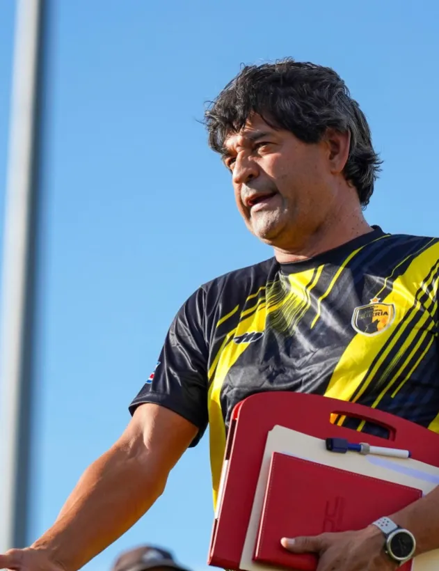 Randy Ramírez le llenó el ojo a José Saturnino Cardozo (Municipal Liberia).