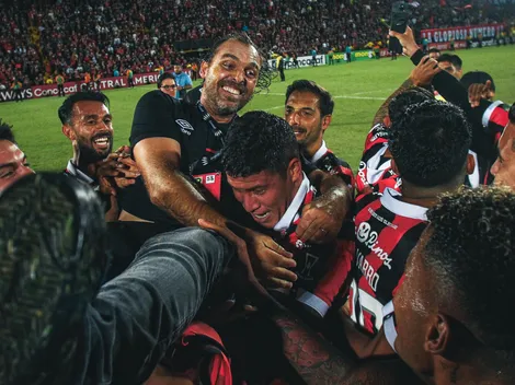 Ganó títulos con Alajuelense, Guimaraes lo limpió y ahora regresaría para jugar en otro grande