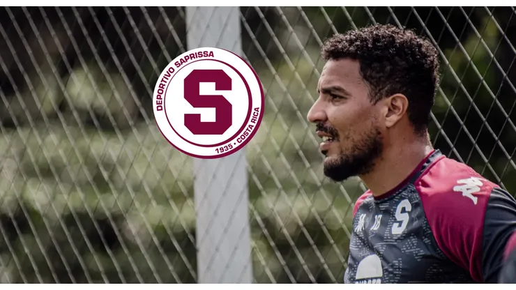 Esteban Alvarado dispara sin piedad y hace estallar a Saprissa con lo que pocos futbolistas se atreven a decir: "Nos está faltando...