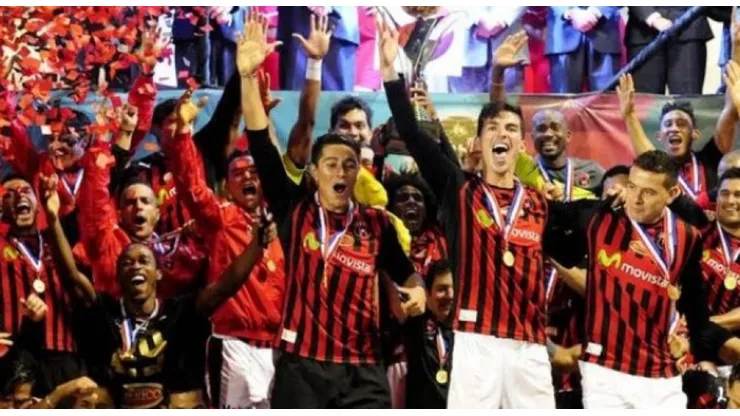 Ex Alajuelense se dedicó a la gastronomía.