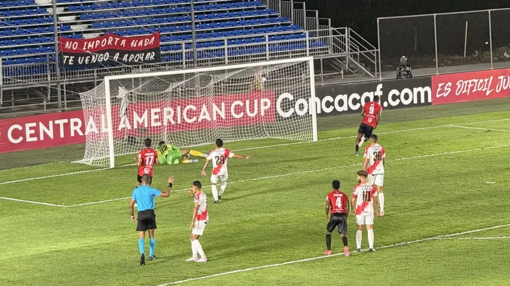 Herediano cayó en su visita a Panamá.