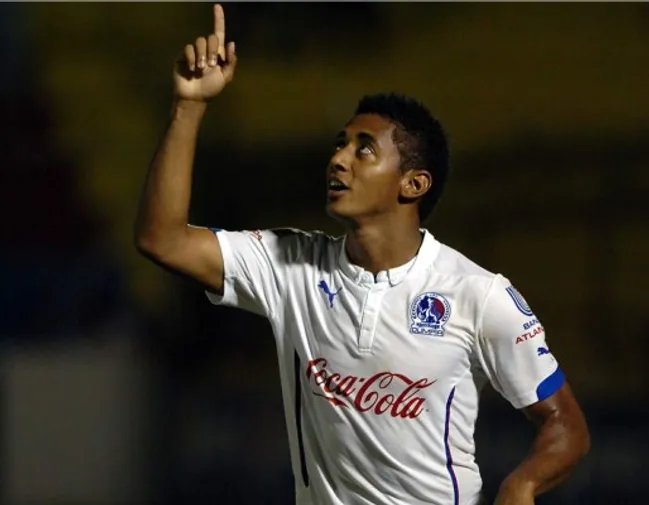 Choco Lozano es canterano de Olimpia.