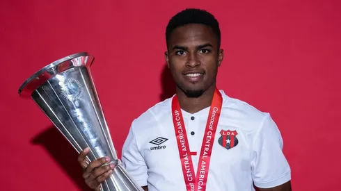 Kenyel Michel es agradecido con Alajuelense.