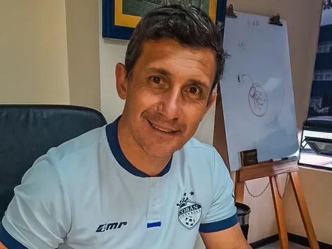 Sebastián Bini sufre su primer inconveniente lejos del banquillo de Municipal