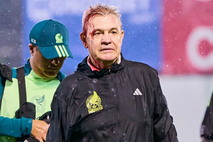 Javier Aguirre fue agredido en Noviembre de 2024 en el Estadio Morazán.