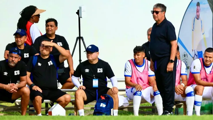 El Salvador en vilo: Bolillo Gómez mete cambio de planes para Eliminatorias al Mundial 2026.