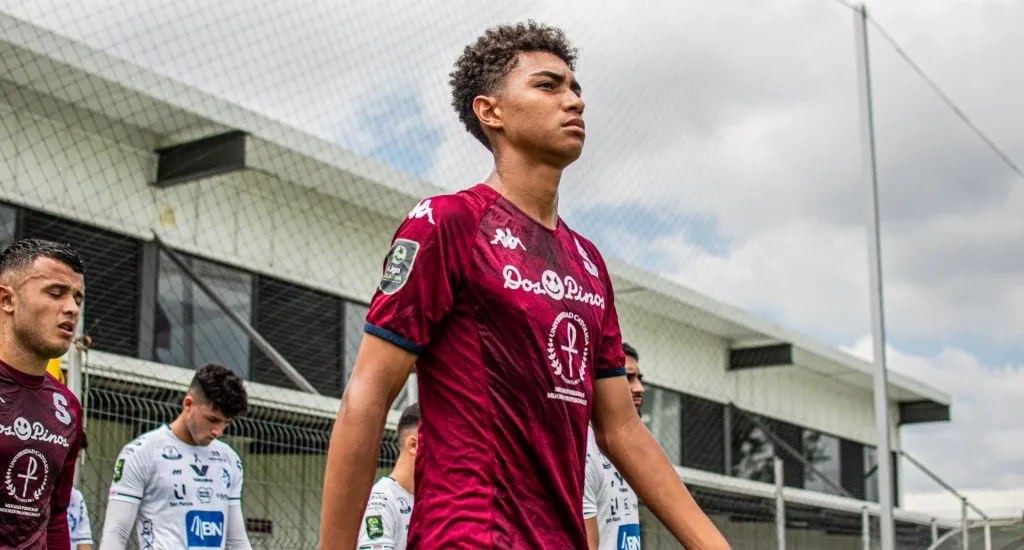 Kenay Myrie no se achica (Instagram).