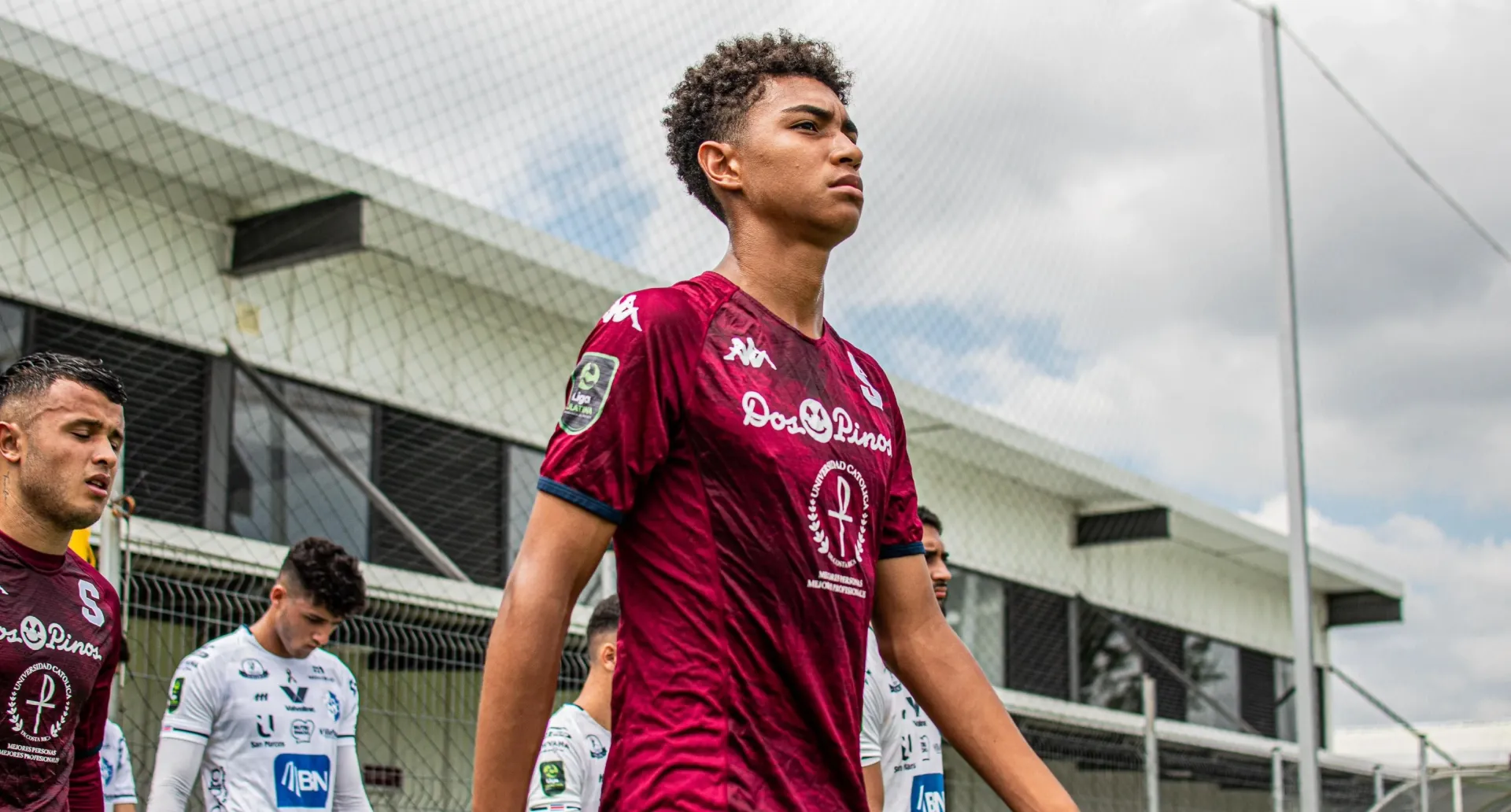 Kenay Myrie dará el salto a Europa (Saprissa).