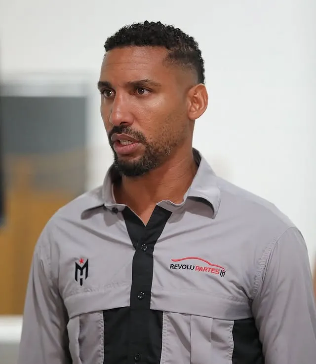 Marcel Hernández es propietario de Revolupartes (Instagram).