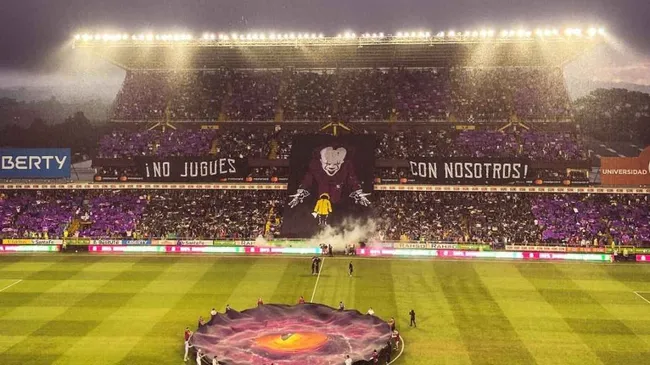 Vuelven los tifos a La Cueva (ESPN).