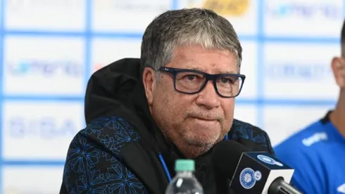 El Bolillo Gómez conoce la reacción de Leo Menjívar tras dejarlo fuera de La Selecta.