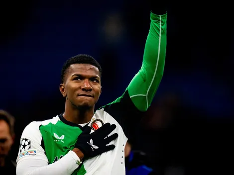 "Acuerdo cerrado": Jeyland Mitchell cambia su futuro y así lo anunciaron desde Feyenoord