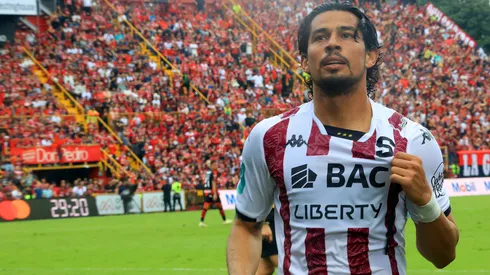 Ariel Rodríguez recibe un mensaje inesperado en Saprissa