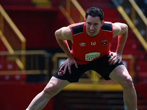 Bryan Oviedo tiene nuevo club en Costa Rica