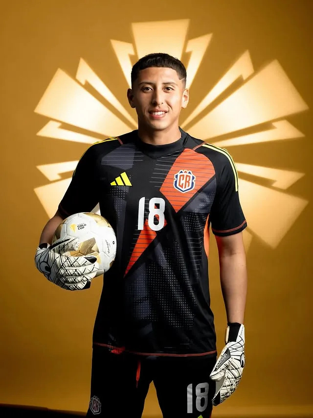 Alexandre Lezcano no se unió a los entrnamientos de La Sele (FCRF).