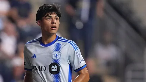 Olger Escobar, joven promesa de Guatemala, compenetrado durante un partido con CF Montréal.