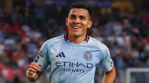 El delantero tico suma una importante noticia.