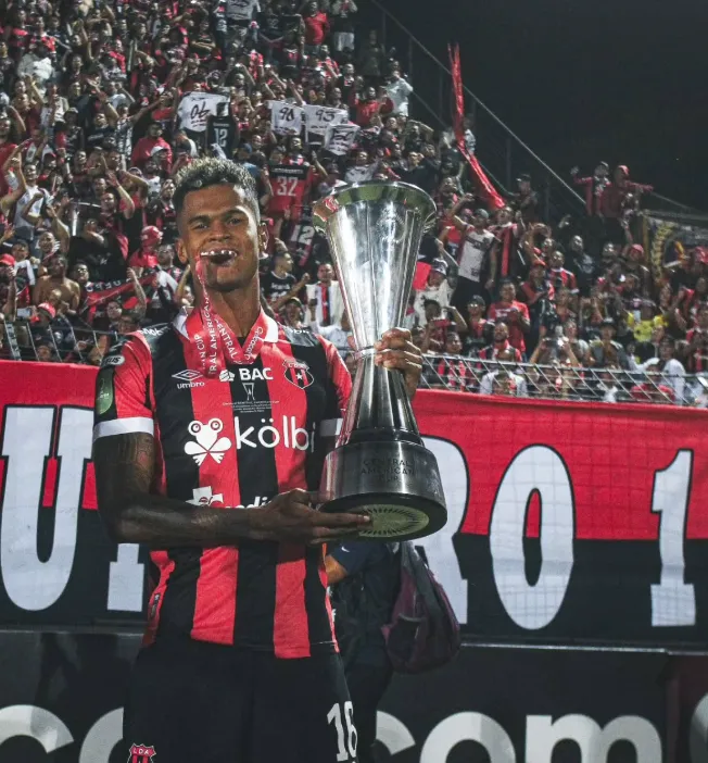 Yael López fue campeón en Alajuela (LDA).