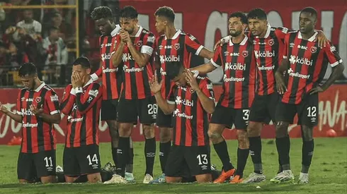 Fue morado, fue manudo, fue florense y ahora es brumoso.