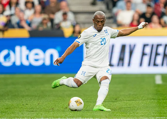Deiby Flores y su capacidad de controlar el ritmo en mediocampo será vital para Honduras. (Foto: Getty Images)