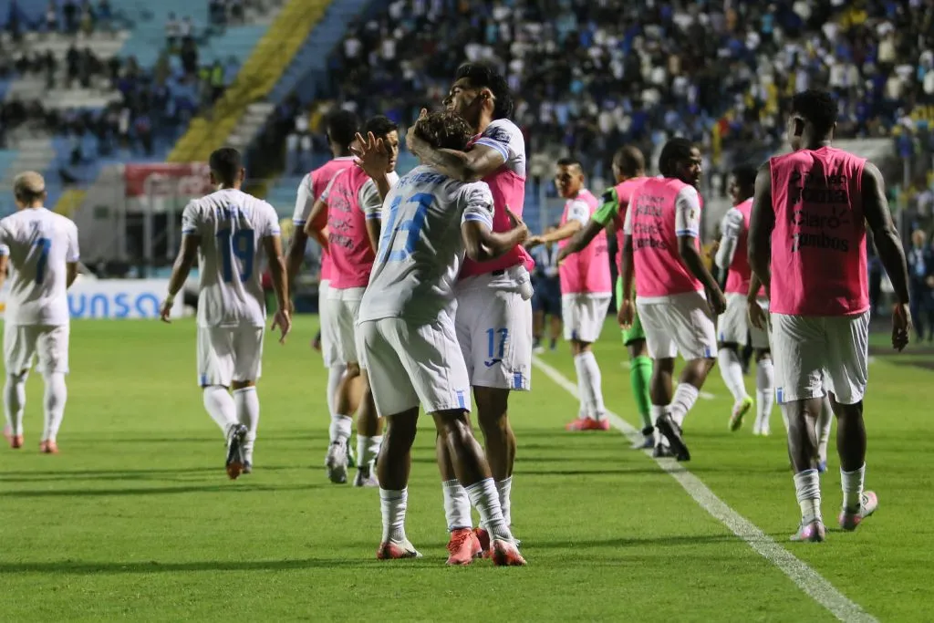 La selección de Honduras tiene grandes chances de estar en la Copa del Mundo, según la IA. Foto: La Prensa.