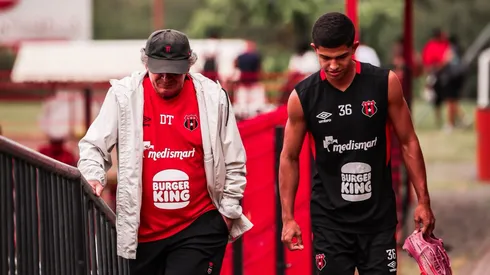Machillo Ramírez sigue con la limpieza. (Foto: Alajuelense)