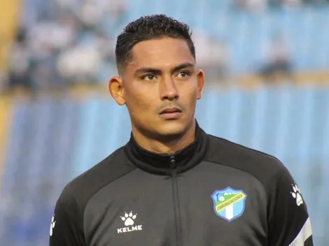 “Jamás callamos a la afición”: Un histórico de Comunicaciones arremete contra Fredy Pérez al lanzarle un fuerte dardo