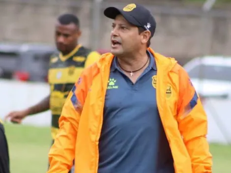 Jeaustin Campos pone en aprietos a Miguel Herrera