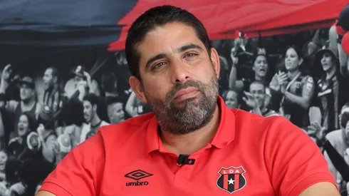 Carlos Vela tomó una importante decisión. (Foto: Video)