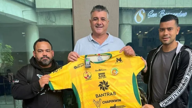 El entrenador argentino comenzó a tomar sus primeras decisiones