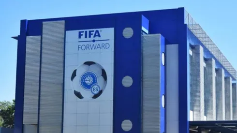 El futbol de El Salvador confirma un cambio de entrenador.