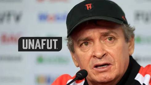 Machillo Ramírez mostró su disconformidad con el arbitraje.