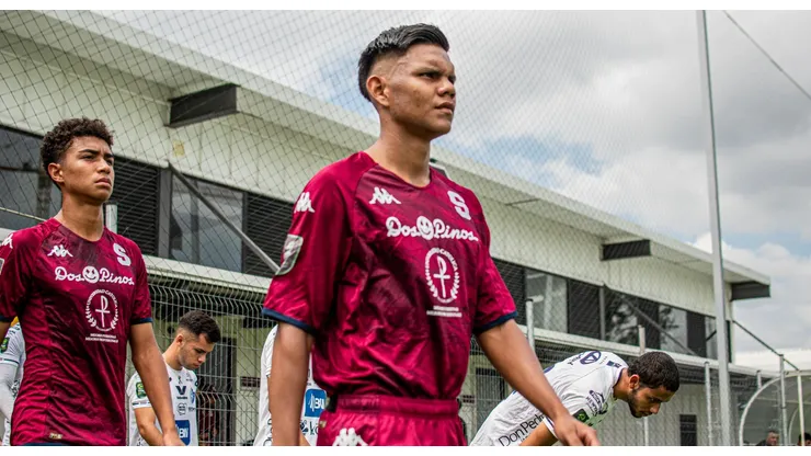 Albert Barahona con Saprissa