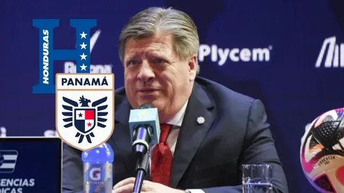 Miguel Herrera en rueda de prensa con la Selección de Costa Rica