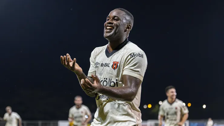 Campbell fue la gran figura en la victoria de Alajuelense.