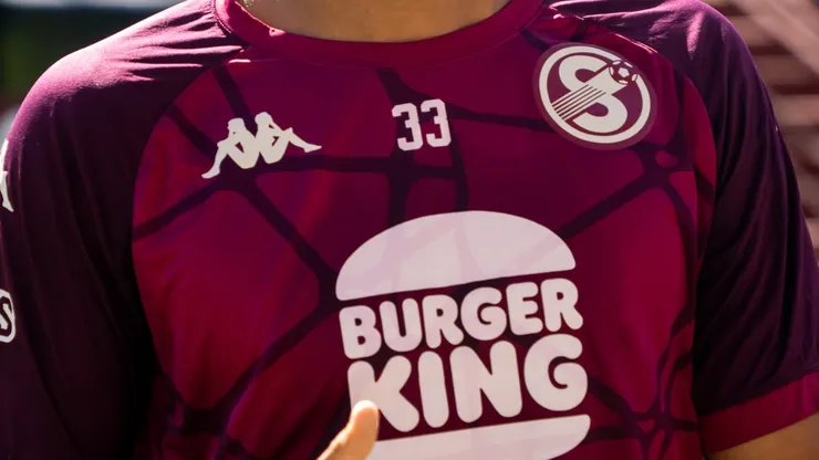 Ex Saprissa enoja a los morados. (Foto: Saprissa)