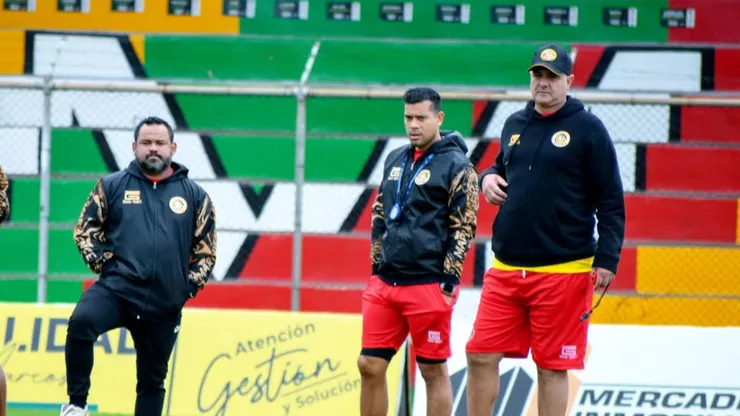 Los planes de Diego Vásquez no han salido como quería